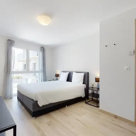 Furnished Apartement #211 - Swiss *