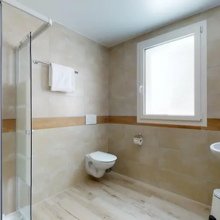 Lejlighed Furnished Apartement #211 - Swiss